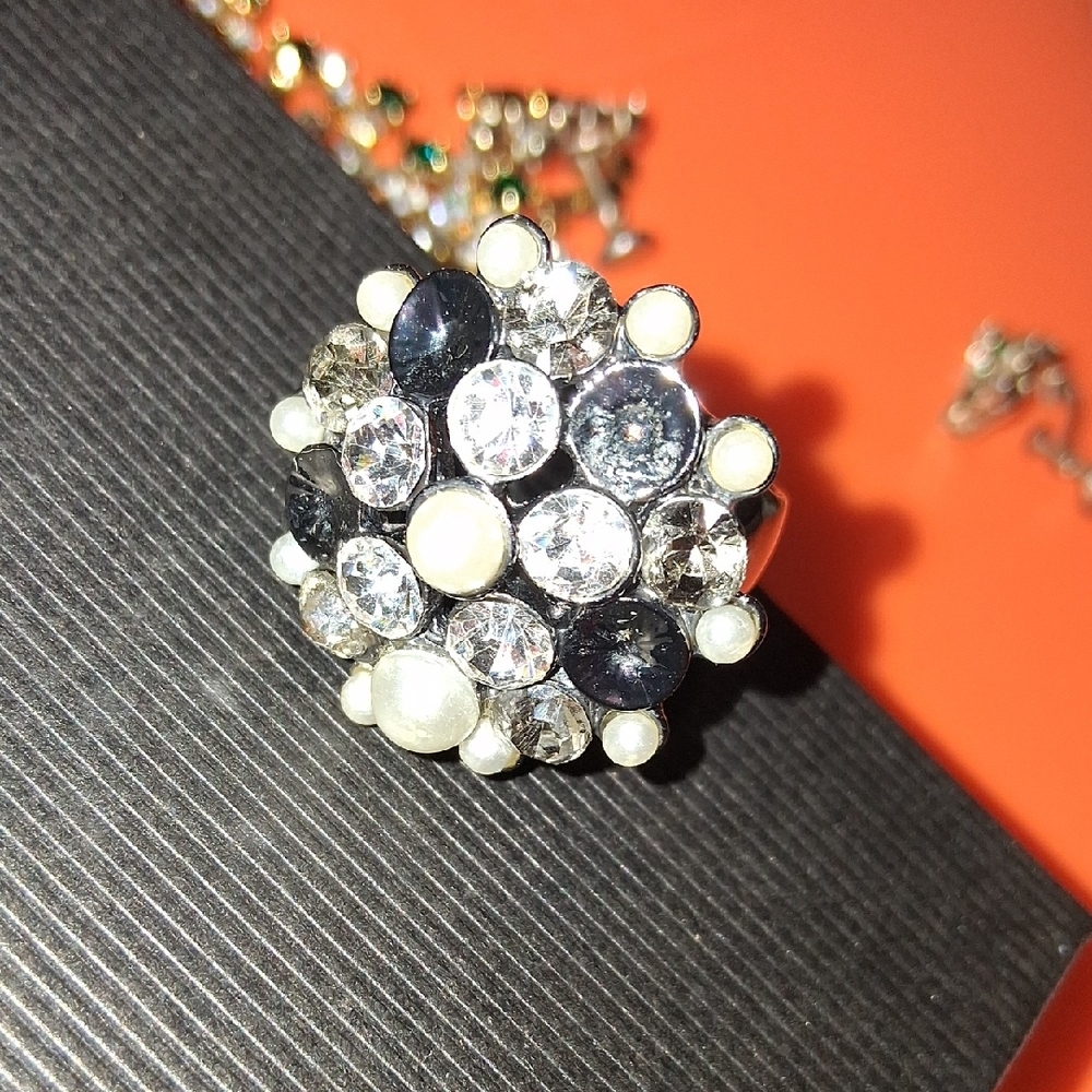 Source Unknown Silver And Black Gem Ring - image 2